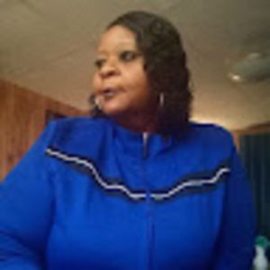 Meet your Posher, Angela
